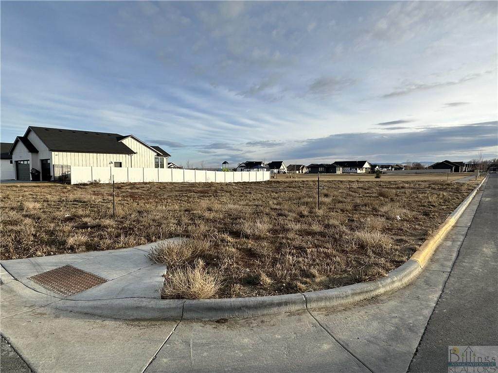 1905 Thunder Mountain Rd - Photo 1