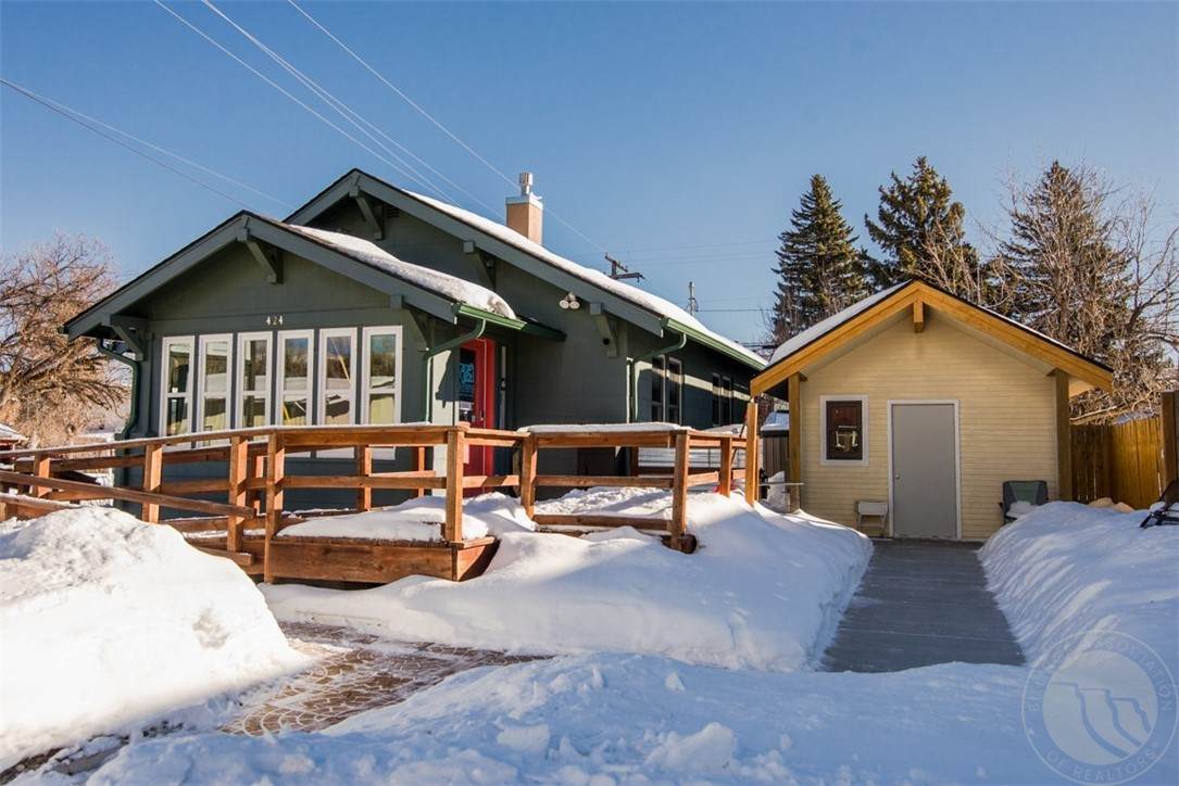 424 Broadway Avenue - Photo 1