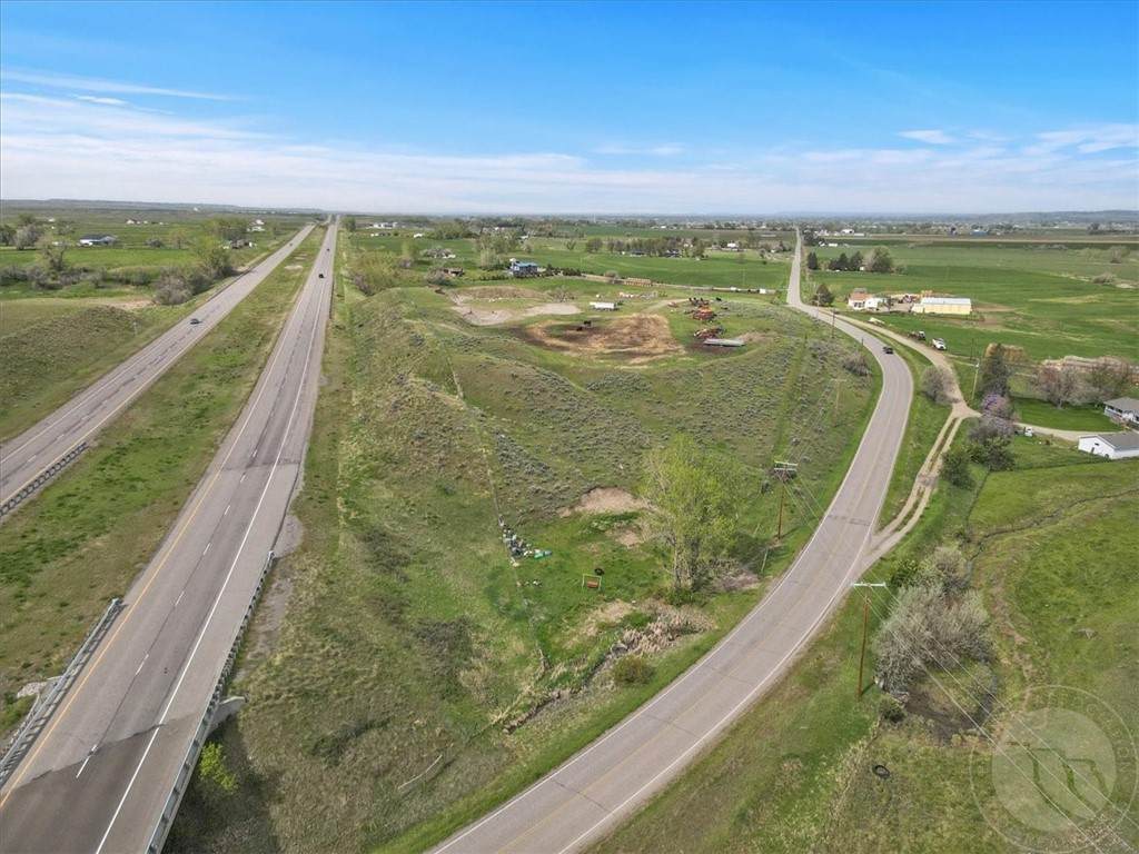 2062 I Road - Photo 1