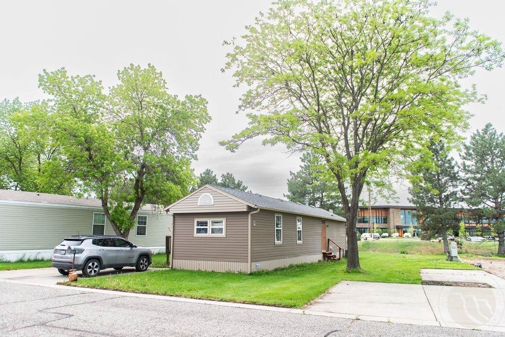 24 Willow Bend - Photo 1