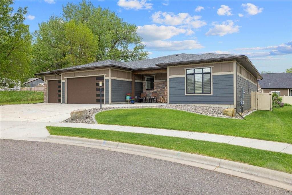2713 Auburn Circle - Photo 1