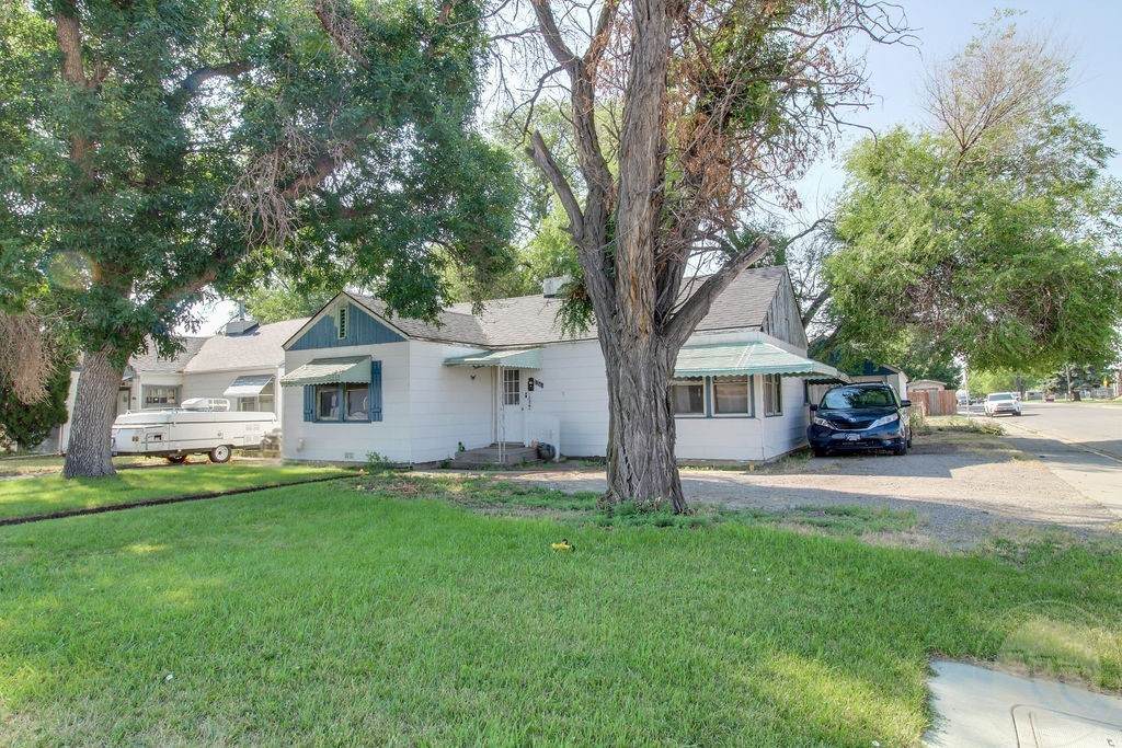 1346 Broadwater Avenue - Photo 1