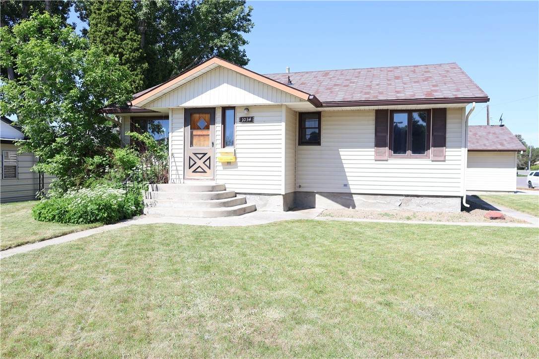 1034 1st Avenue - Photo 1