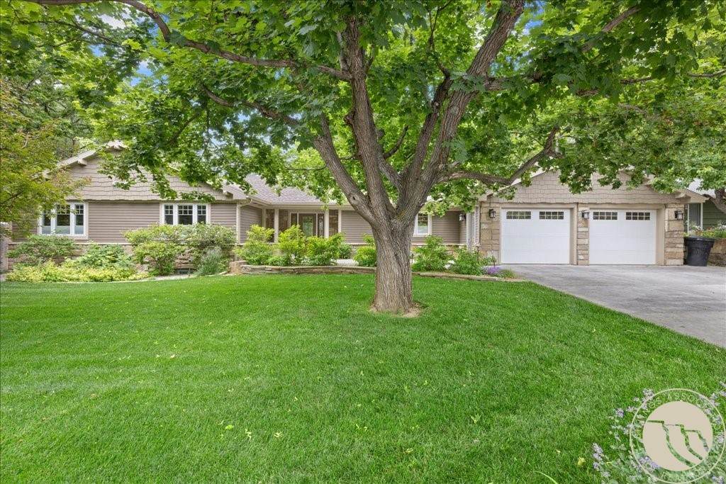 2620 Woody Drive - Photo 1