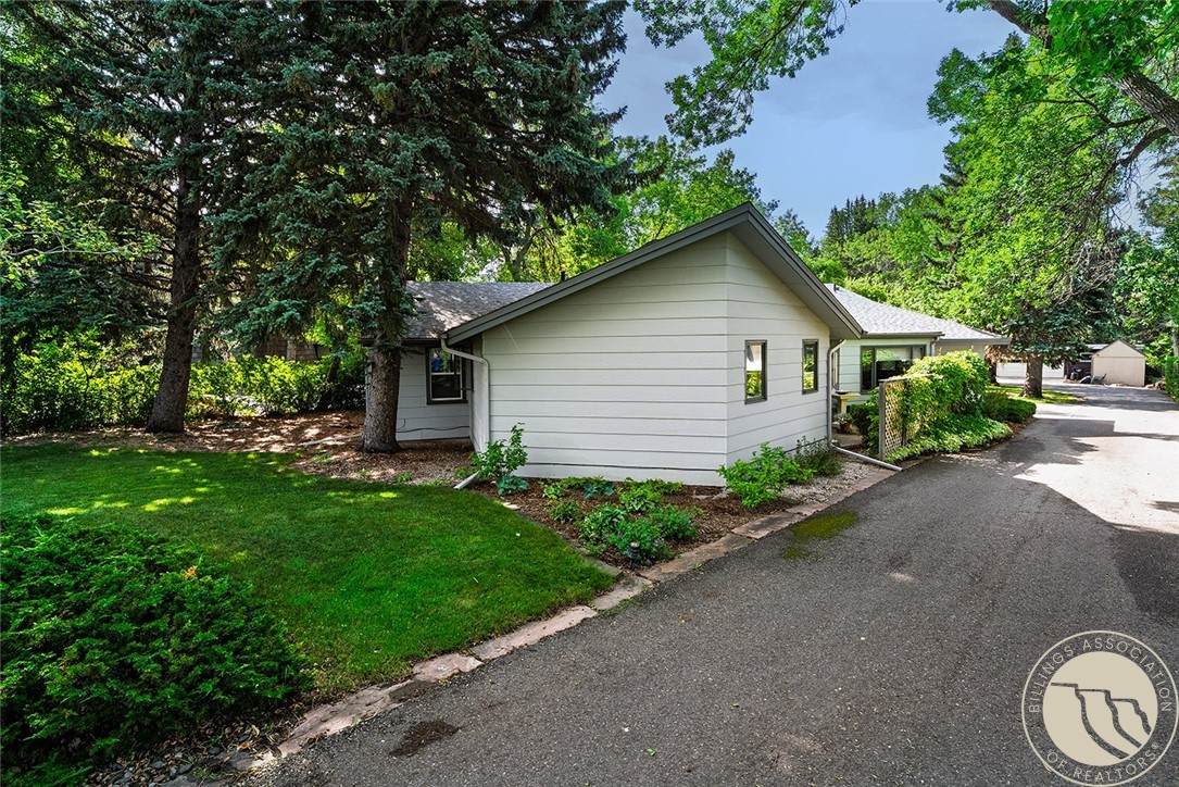 1010 Poly Drive - Photo 1