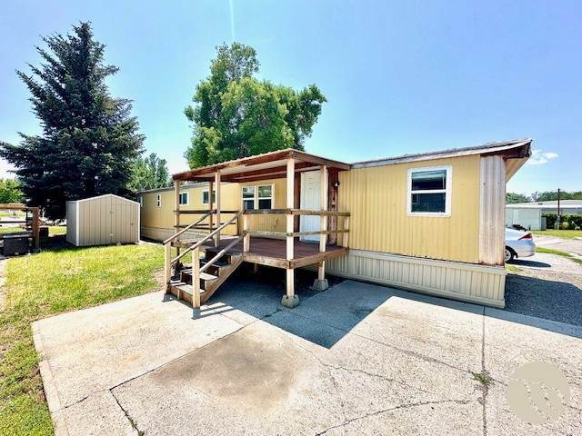1803 Highway 87 - Photo 1