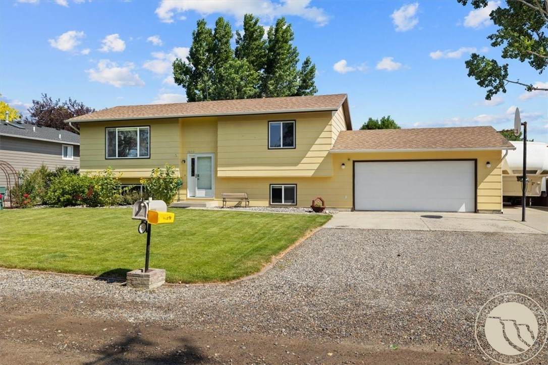 3653 Custer Avenue - Photo 1