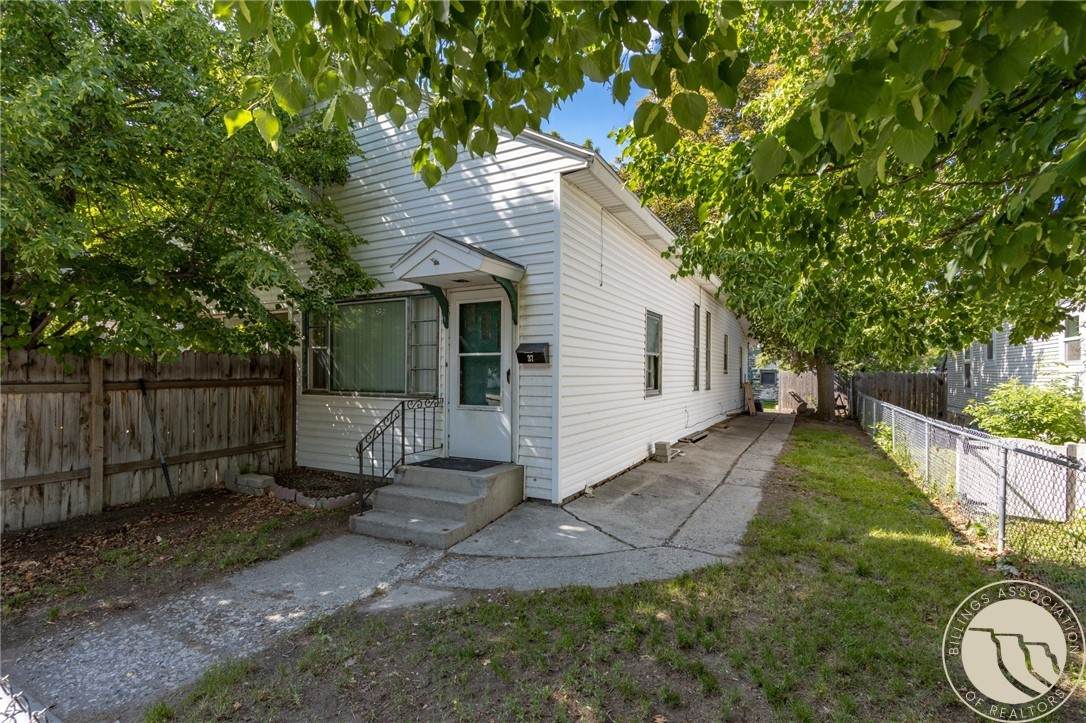 39 Broadwater Avenue - Photo 1