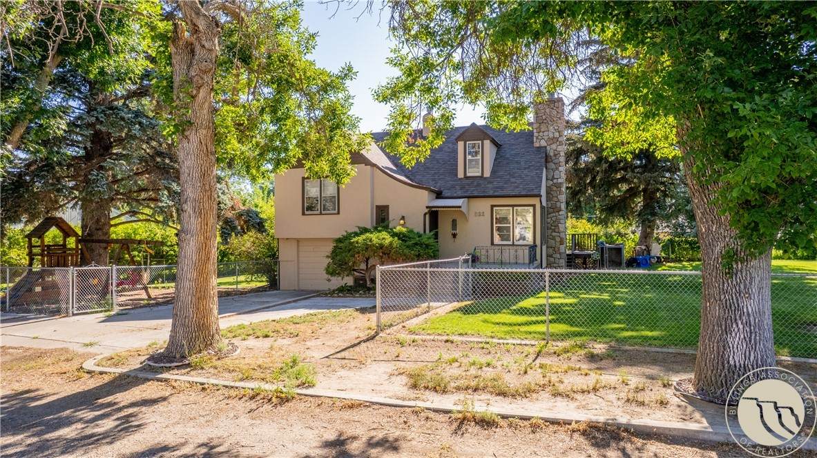 321 3rd Street - Photo 1