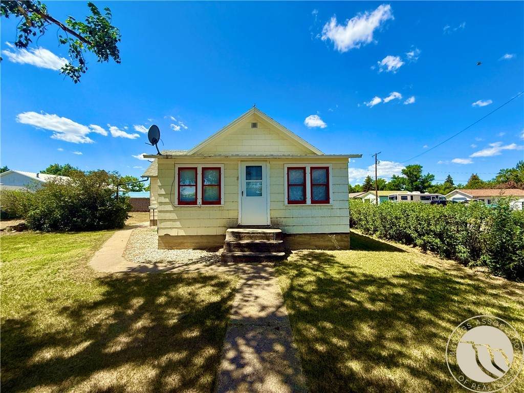 310 3rd Street - Photo 1