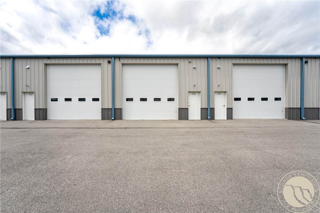 2133 Blue Creek #C6 - Photo 1