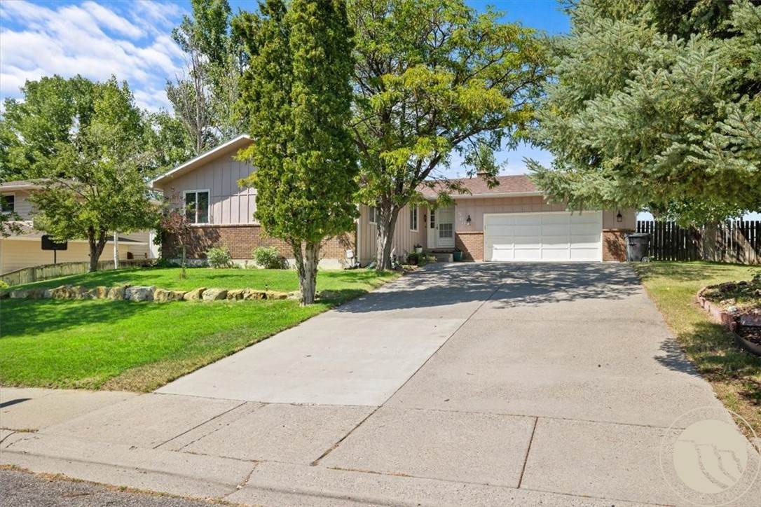 569 Sahara Drive - Photo 1