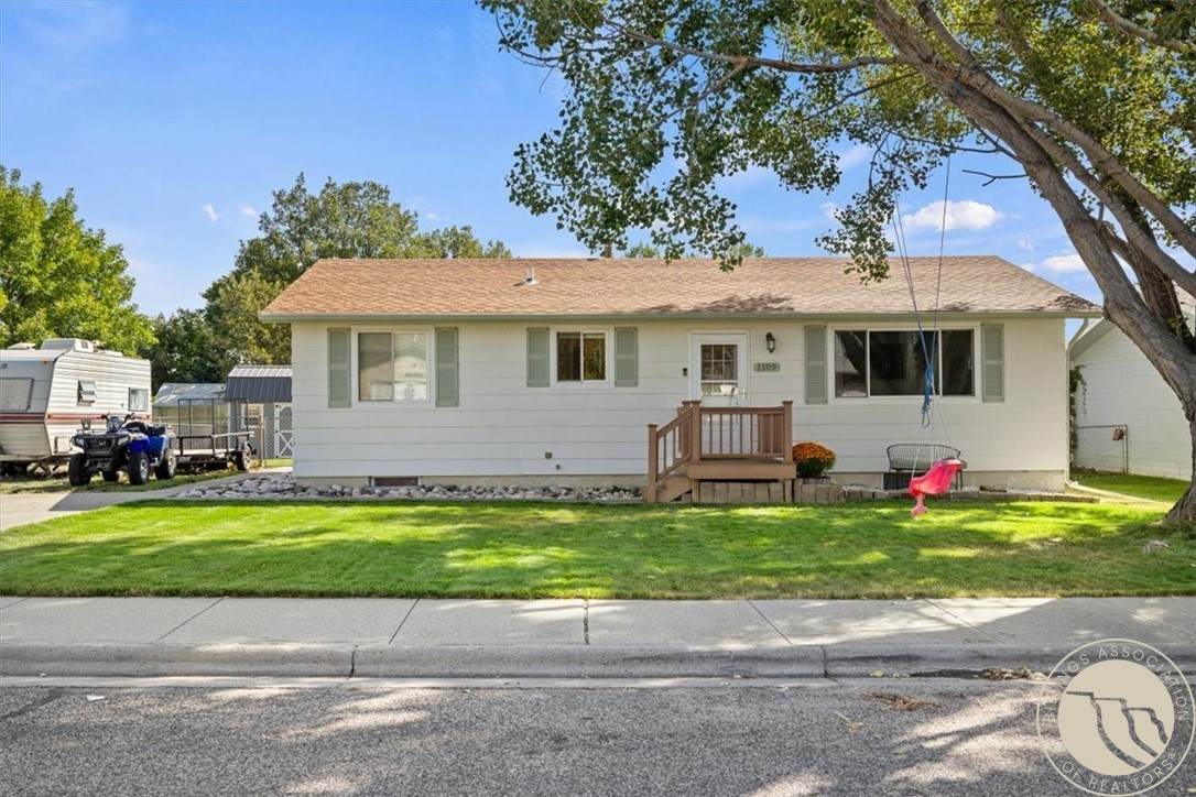 1109 10th Avenue - Photo 1