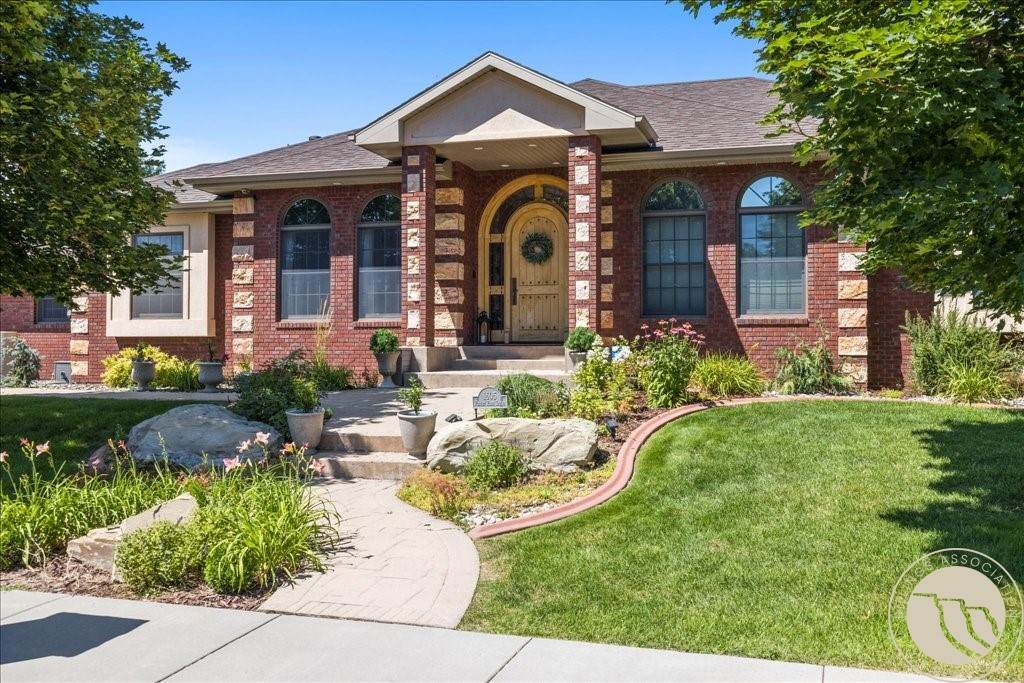 1605 Forest Park Drive - Photo 1