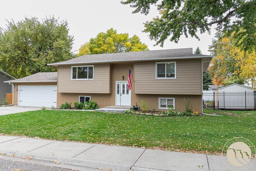 1168 Minuteman St - Photo 1