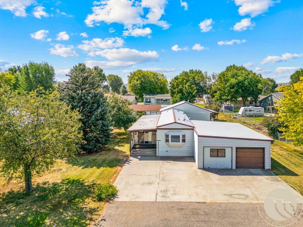 113 4th St Sw - Photo 1