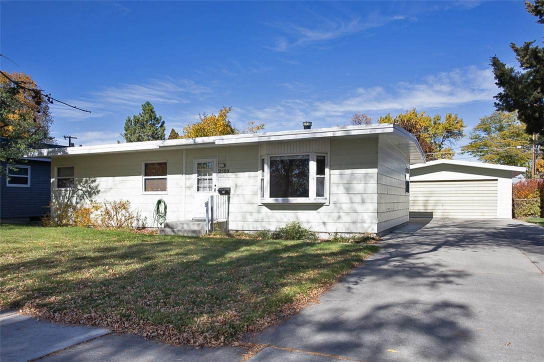 2509 Cook Avenue - Photo 1