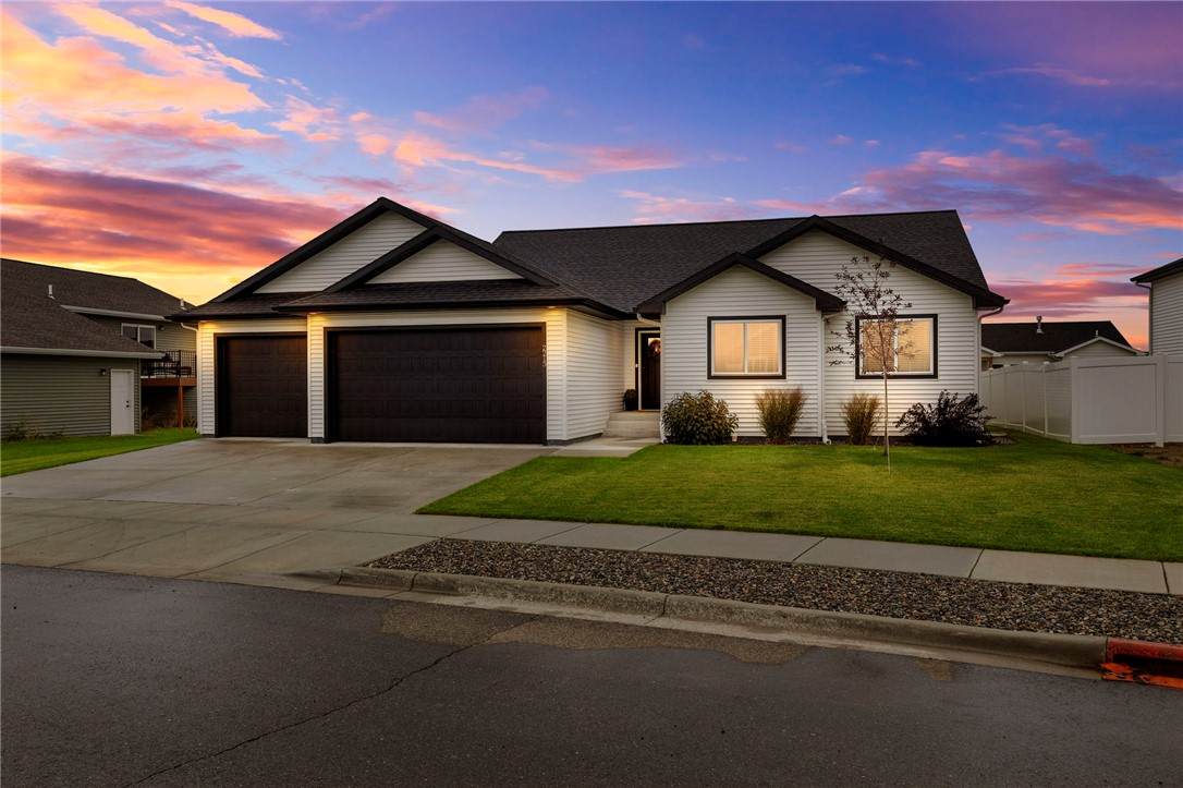 2213 Entrada Road - Photo 1