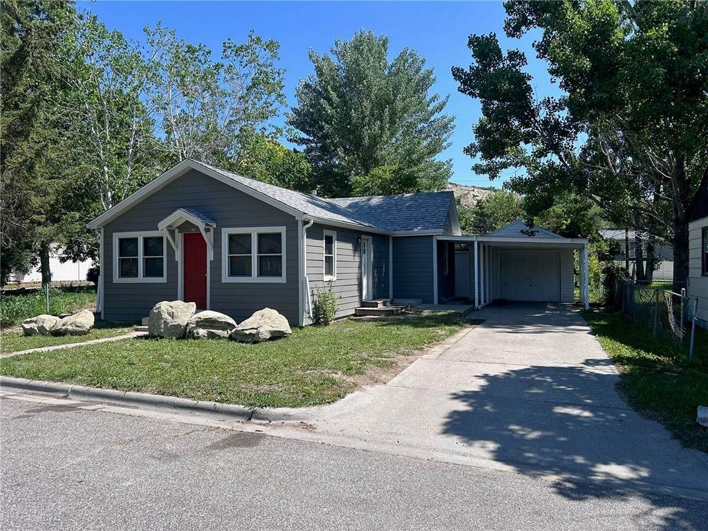 901 19th Street - Photo 1