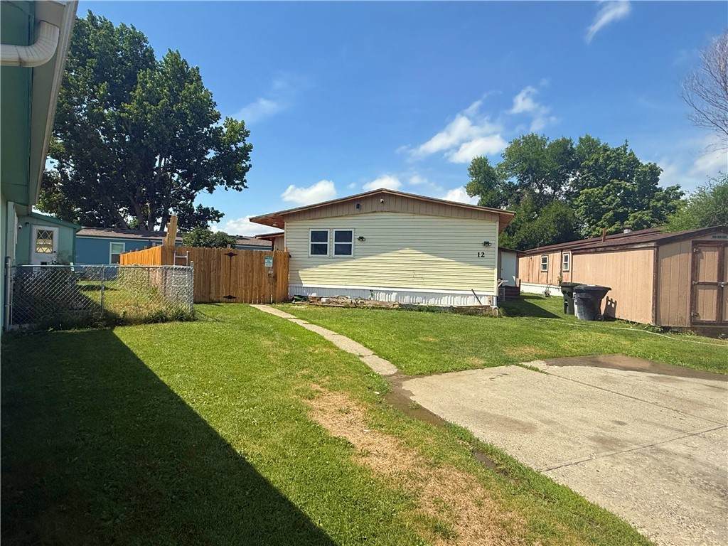 12 Golden Butte Drive - Photo 1