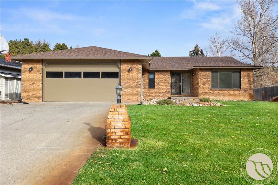 1051 Strawberry Avenue - Photo 1