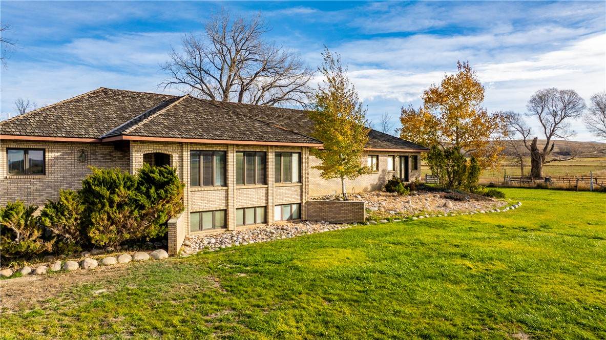 12 Westara Lane - Photo 1