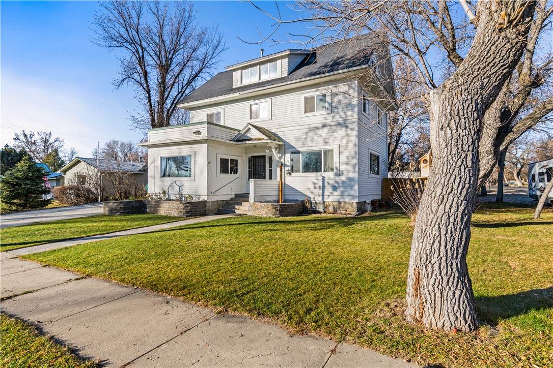 241 4th Street - Photo 1