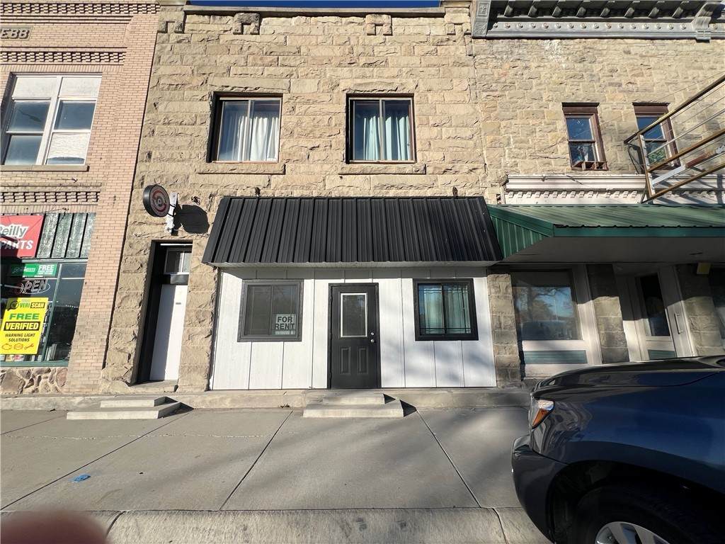 410 Pike Avenue - Photo 1