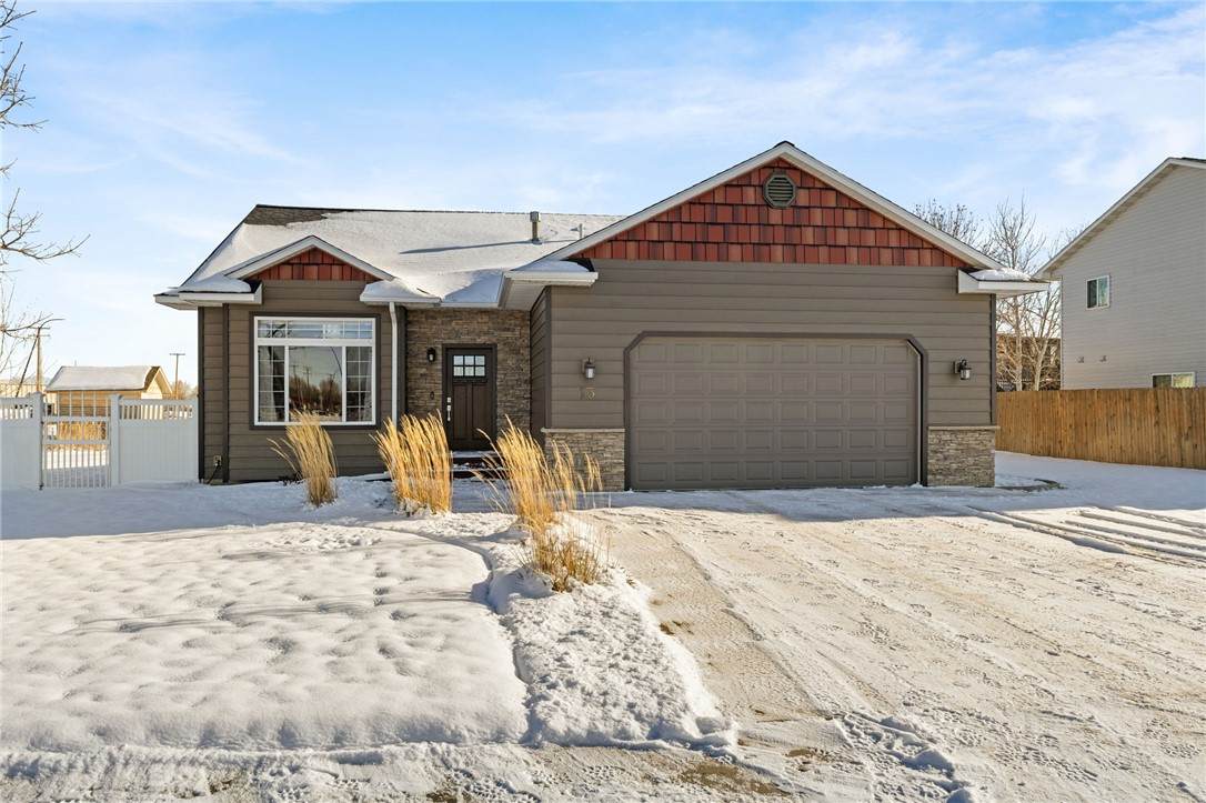 13 38th Street - Photo 1