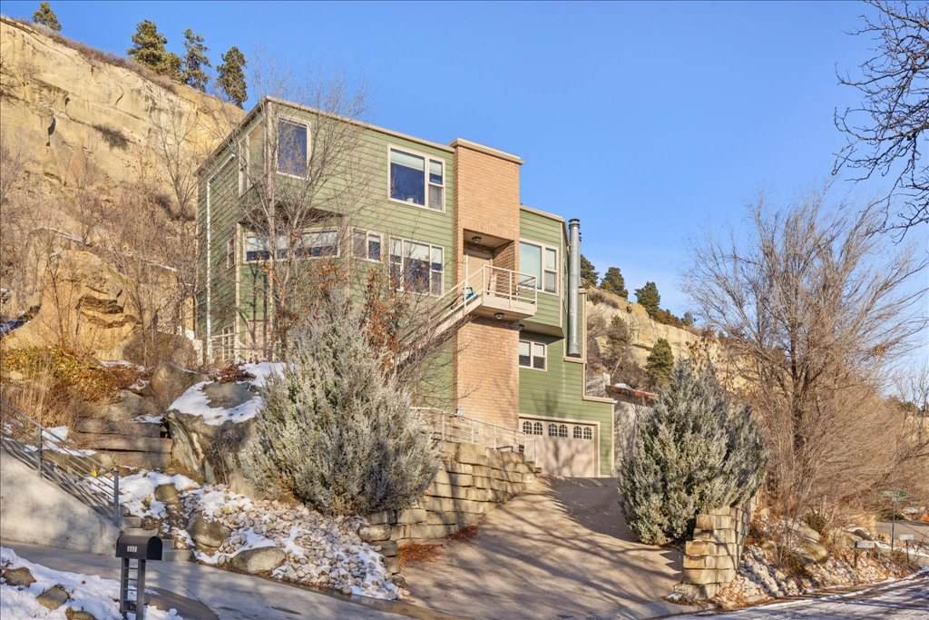 1329 Granite Avenue - Photo 1