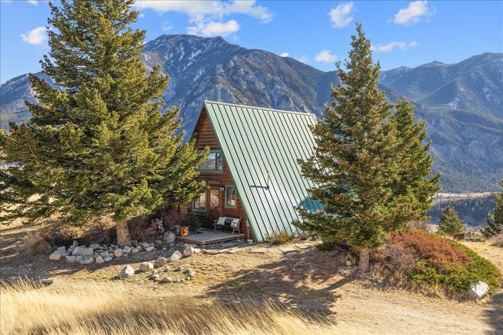4 Hawk Trail - Photo 1