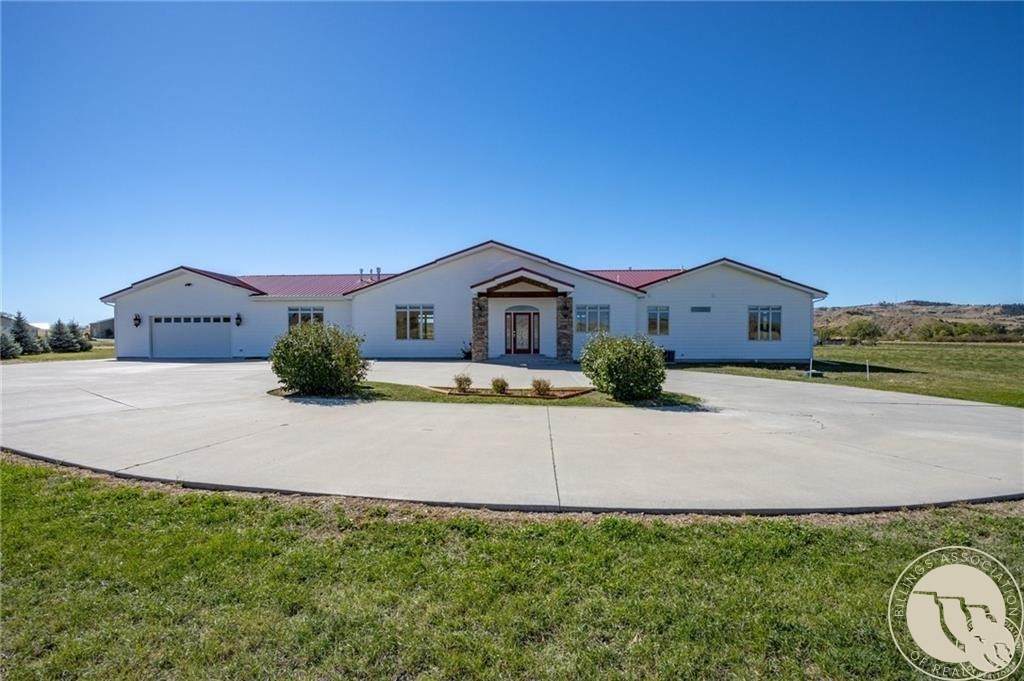 325 Three Wolf Road - Photo 1