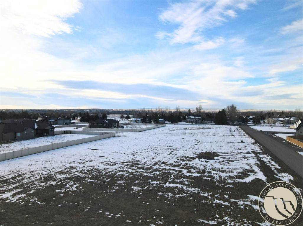 5012 Diamond Falls Road - Photo 1