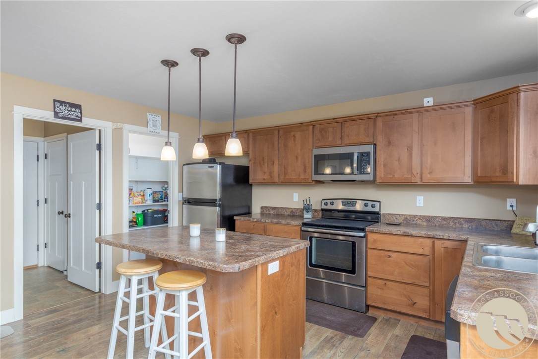 https://bt-photos.global.ssl.fastly.net/billings/orig_boomver_1_358220-2.jpg