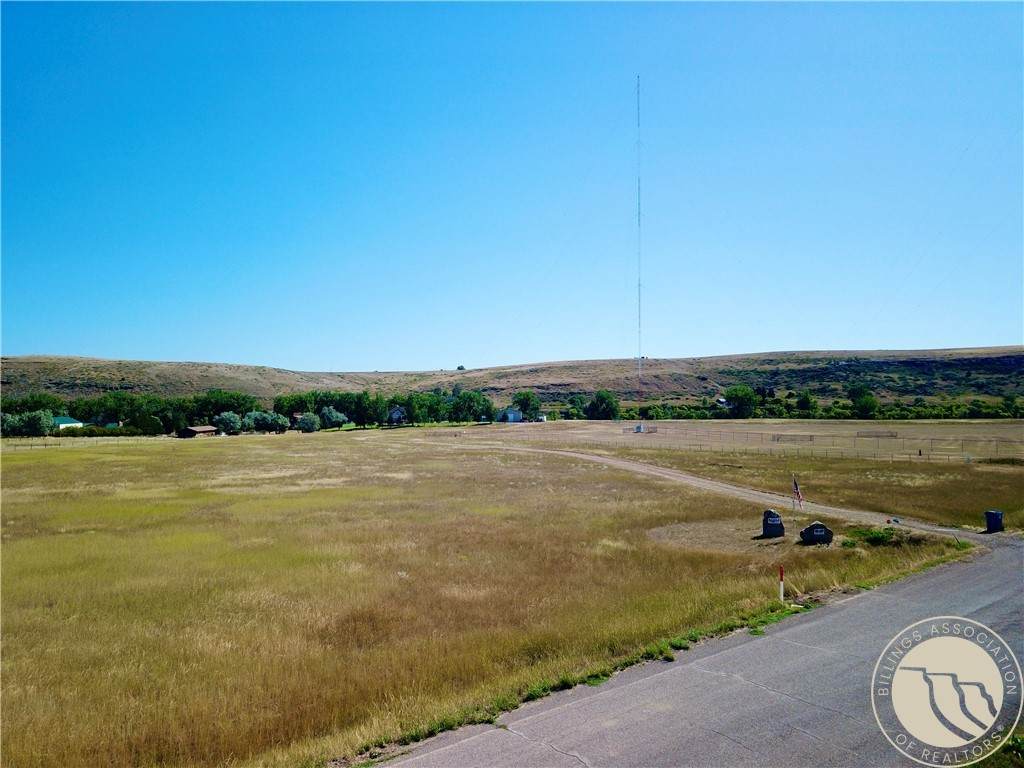 167 Dune Drive - Photo 1