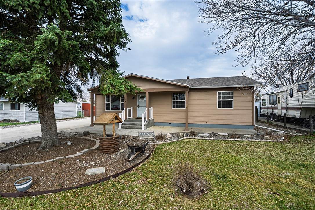 923 Crist Drive - Photo 1