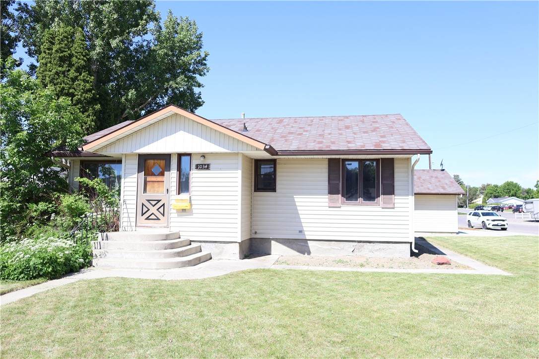 1034 1st Avenue - Photo 1