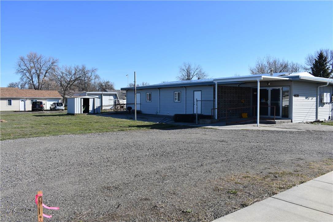 4635 Simpson Street - Photo 1