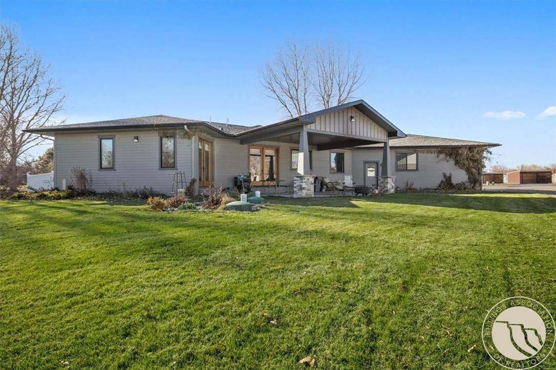 9060 Quest Avenue - Photo 1