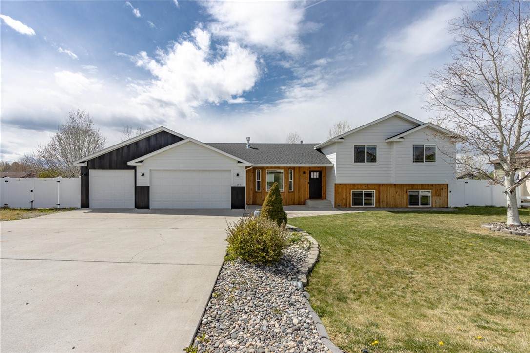 1240 Maxer Drive - Photo 1