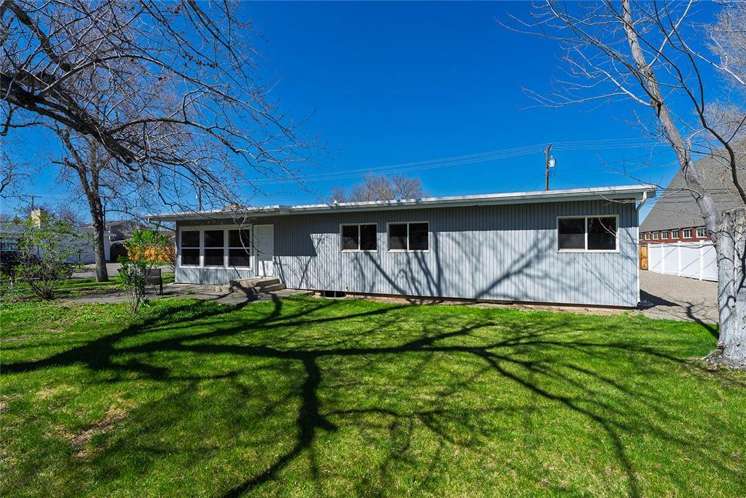 1211 Wunnicke Lane - Photo 1