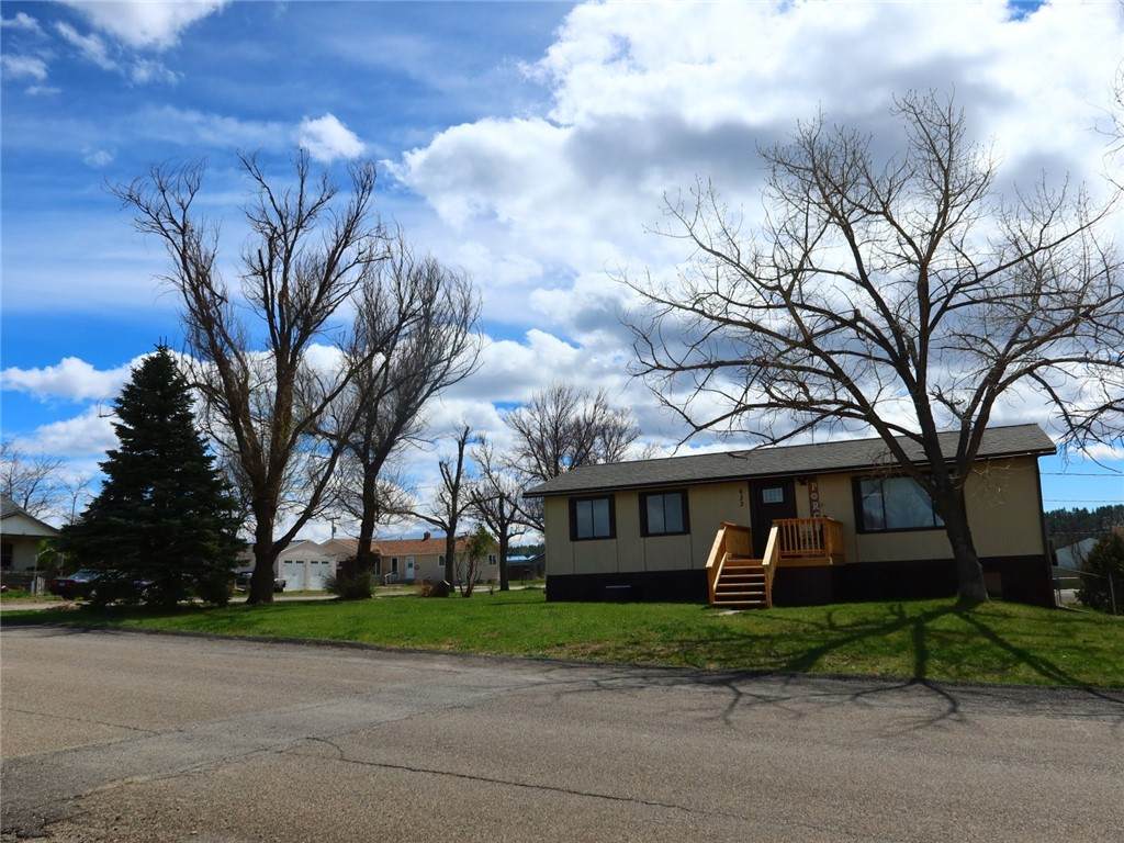 623 3rd Street - Photo 1