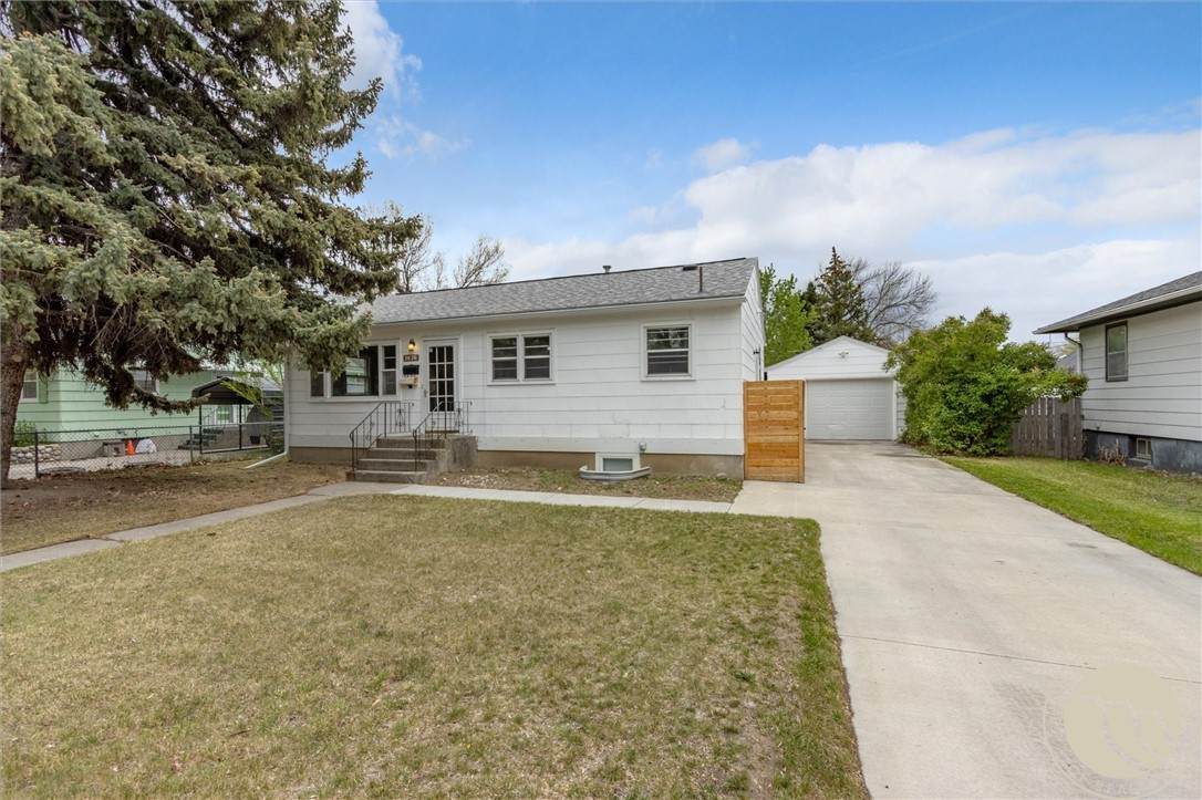 1836 Clark Avenue - Photo 1