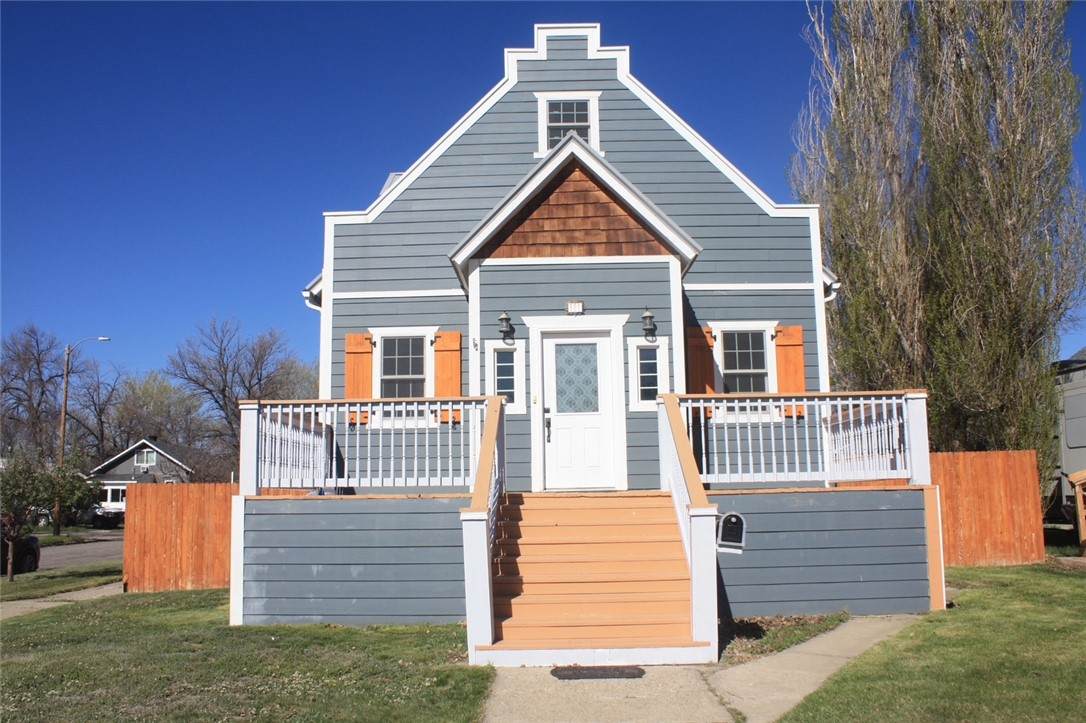 501 1st Street - Photo 1