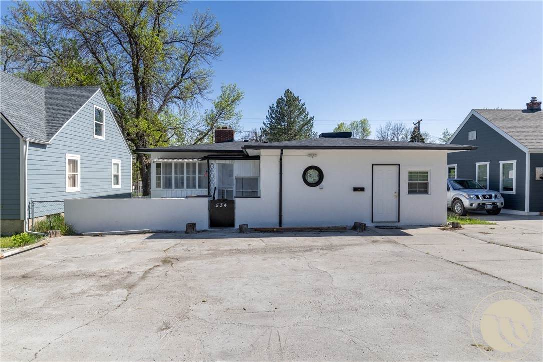 534 Grand Avenue - Photo 1