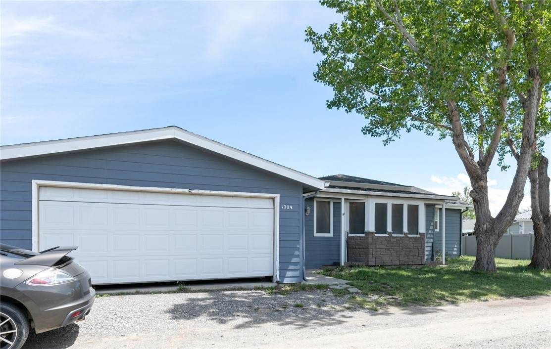 1009 Woodbine Creek Drive - Photo 1