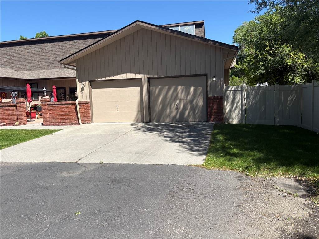 3441 Poly Dr - Photo 1