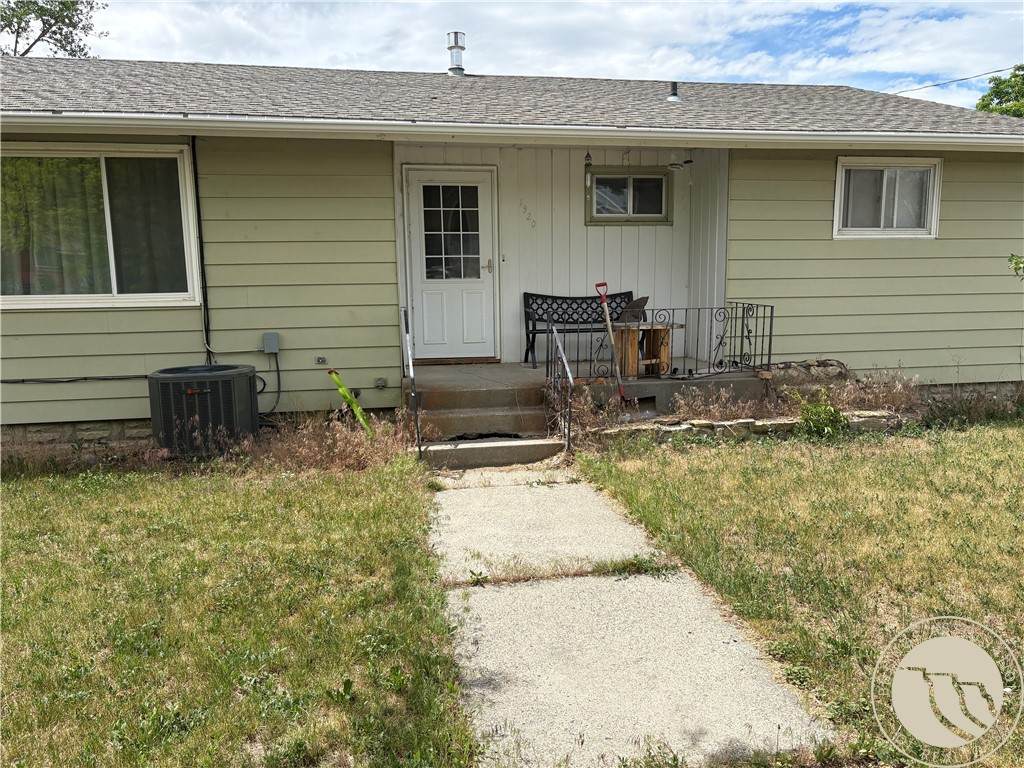 1920 Phoebe Dr. - Photo 1