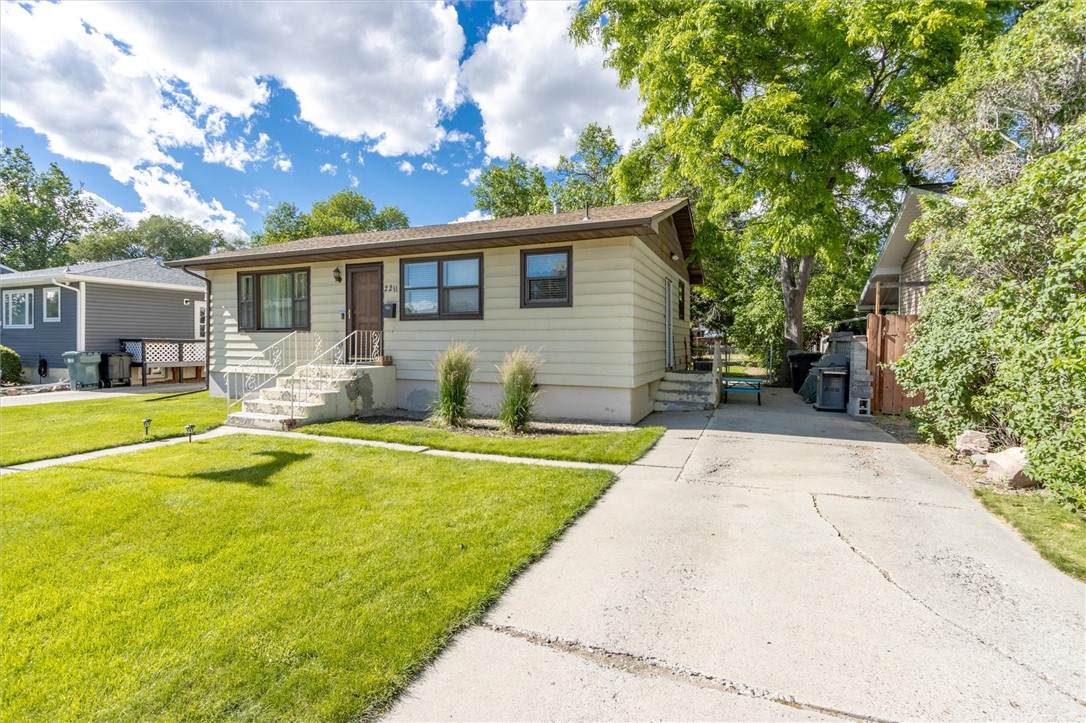 2211 Yellowstone Avenue - Photo 1