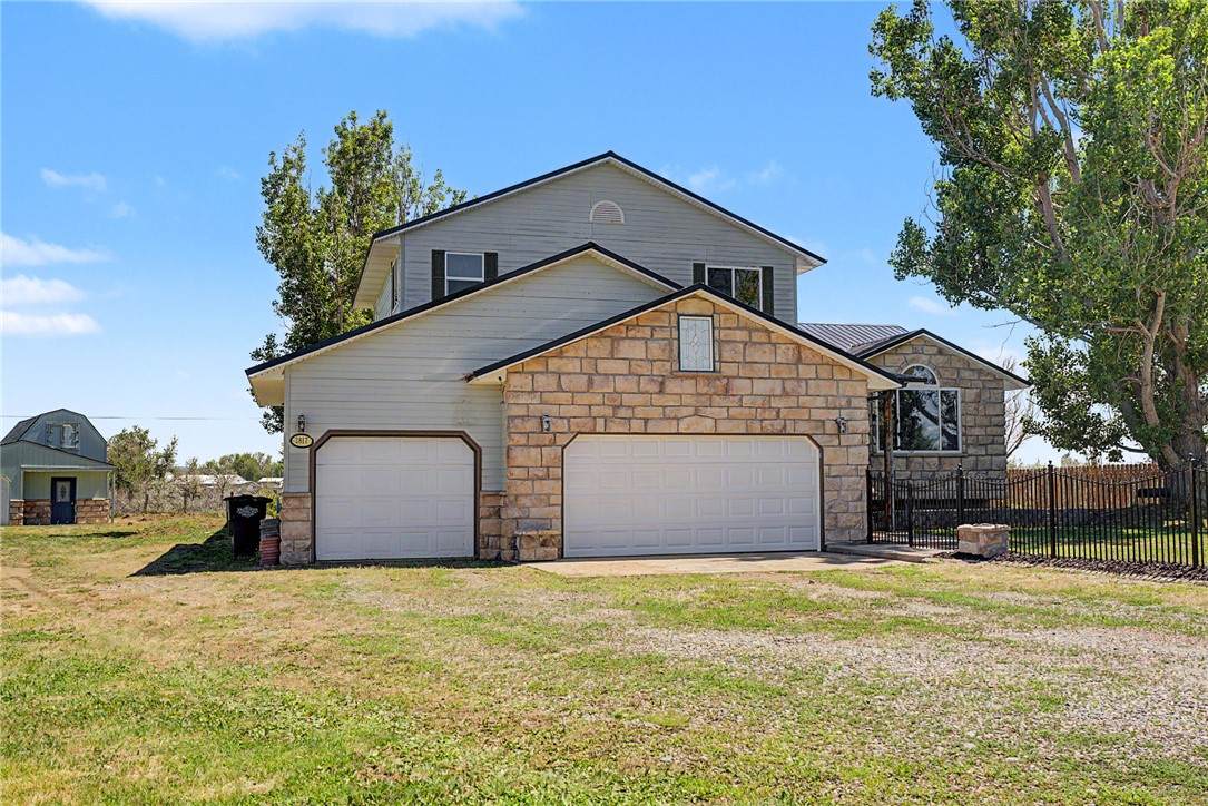 2817 Saratoga Trail - Photo 1